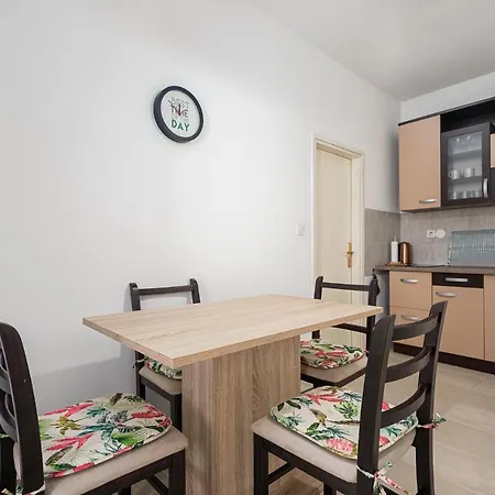 Sofia - With Wi-fi & Parking Place Apartamento *